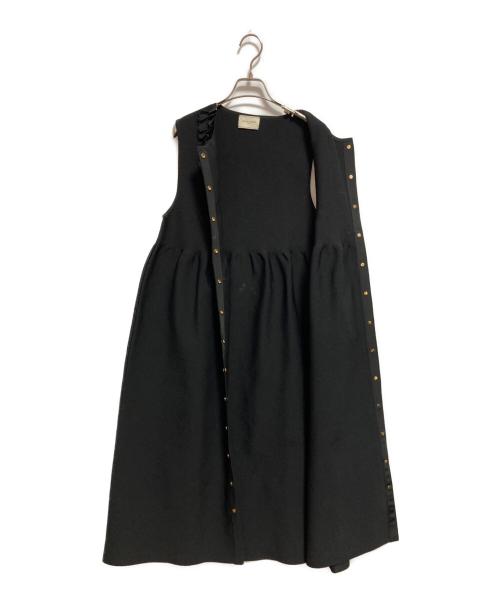 UNITED ARROWS（ユナイテッドアローズ）UNITED ARROWS (ユナイテッドアローズ) P フリル ノースリーブ ワンピース ブラック サイズ:-の古着・服飾アイテム