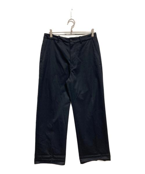 UNIVERSAL PRODUCTS.（ユニバーサルプロダクツ）UNIVERSAL PRODUCTS. (ユニバーサルプロダクツ) NO TUCK CHINO TROUSERS ネイビー サイズ:2の古着・服飾アイテム