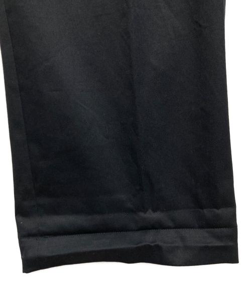 UNIVERSAL PRODUCTS.（ユニバーサルプロダクツ）UNIVERSAL PRODUCTS. (ユニバーサルプロダクツ) NO TUCK CHINO TROUSERS ネイビー サイズ:2の古着・服飾アイテム