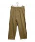 UNIVERSAL PRODUCTS.（ユニバーサルプロダクツ）の古着「ONE TUCK CHINO TROUSERS」｜ベージュ