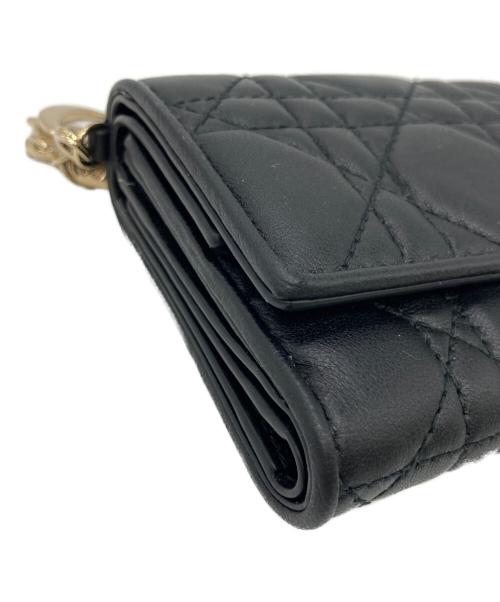 Christian Dior（クリスチャン ディオール）Christian Dior (クリスチャン ディオール) LADY DIOR ロータス コンパクトウォレット ブラックの古着・服飾アイテム