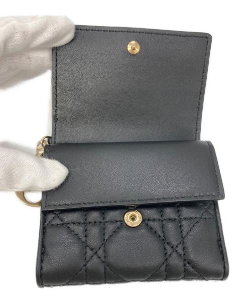 Christian Dior（クリスチャン ディオール）Christian Dior (クリスチャン ディオール) LADY DIOR ロータス コンパクトウォレット ブラックの古着・服飾アイテム