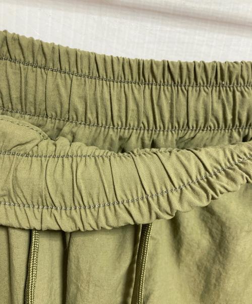 Gymphlex（ジムフレックス）Gymphlex (ジムフレックス) STRAIGHT EASY PANTS オリーブ サイズ:Lの古着・服飾アイテム