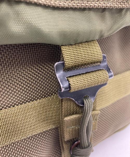 BRIEFING（ブリーフィング）BRIEFING (ブリーフィング) ショルダーバッグ カーキの古着・服飾アイテム
