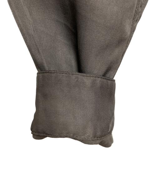 DIESEL（ディーゼル）DIESEL (ディーゼル) ロゴシャツ グレー サイズ:46の古着・服飾アイテム