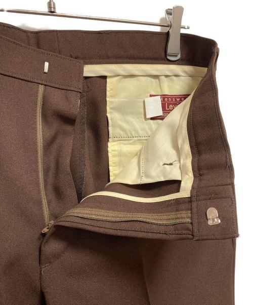 LEVI'S（リーバイス）LEVI'S (リーバイス) スタプレスラックスパンツ ブラウン サイズ:不明の古着・服飾アイテム