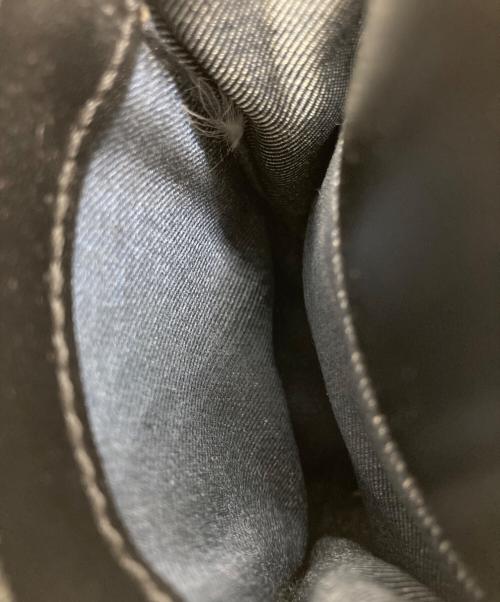 DIESEL（ディーゼル）DIESEL (ディーゼル) スタッズレザーショルダーバッグ ブラックの古着・服飾アイテム