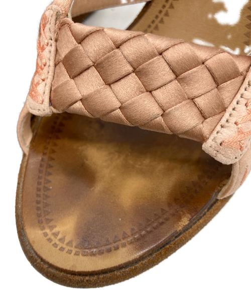 BOTTEGA VENETA（ボッテガベネタ）BOTTEGA VENETA (ボッテガベネタ) イントレチャートウェッジソールサンダル ベージュ サイズ:35の古着・服飾アイテム