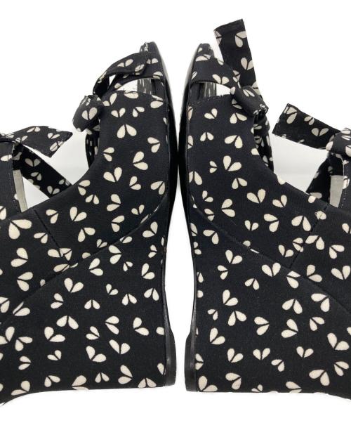 LOUIS VUITTON（ルイ ヴィトン）LOUIS VUITTON (ルイ ヴィトン) リボントリム ウェッジサンダル ブラック サイズ:35の古着・服飾アイテム