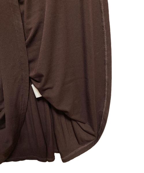 anuans（アニュアンス）anuans (アニュアンス) オフショルダーギャザーワンピース ブラウン サイズ:Sの古着・服飾アイテム