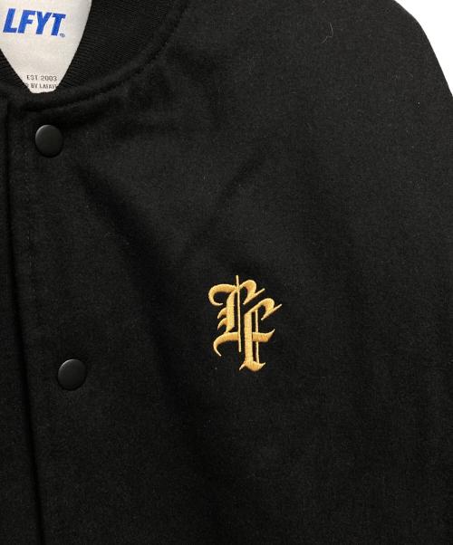 LFYT（エルエフワイティー）LFYT (エルエフワイティー) HERITAGE MELTON EMBLEM JACKET ブラック サイズ:XLの古着・服飾アイテム