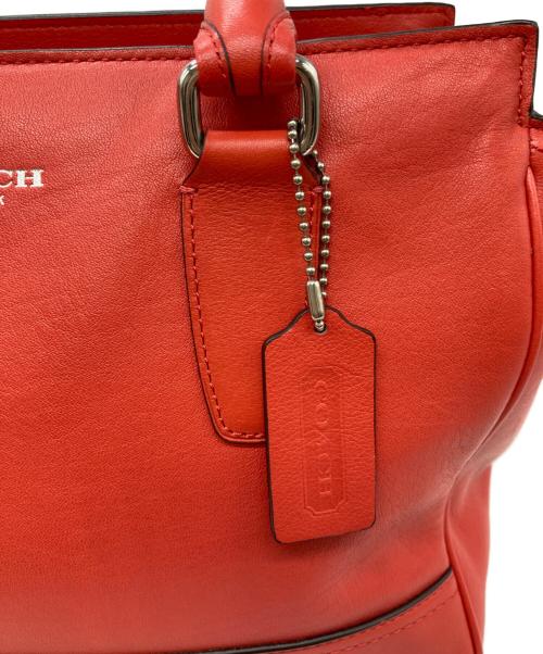COACH（コーチ）COACH (コーチ) ハンドバッグ レッドの古着・服飾アイテム
