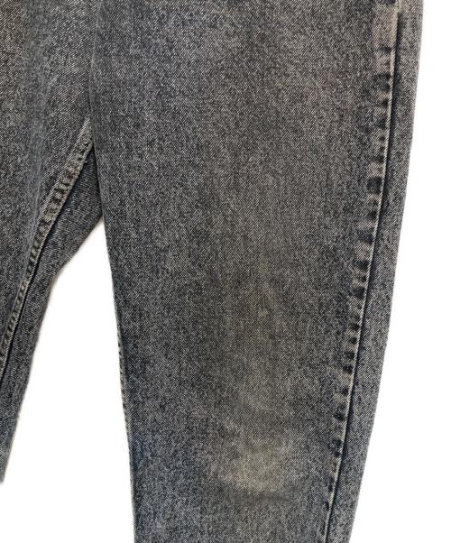LEVI'S（リーバイス）LEVI'S (リーバイス) ケミカルウォッシュ550デニムパンツ グレー サイズ:W31の古着・服飾アイテム