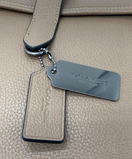 COACH（コーチ）COACH (コーチ) サリバン ポートフォリオ ブリーフ ダークストーンブラウンの古着・服飾アイテム