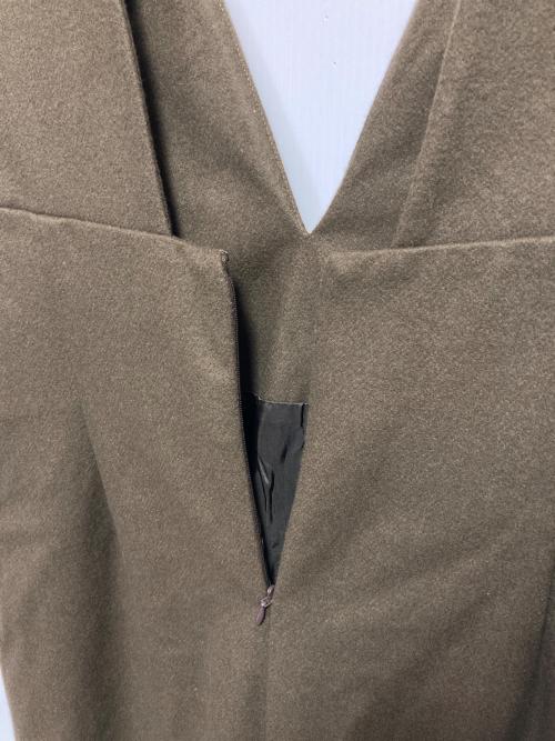SACRA（サクラ）SACRA (サクラ) ウールメルトン Vネックワンピース ブラウン サイズ:38の古着・服飾アイテム