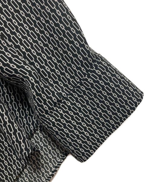 icB（アイシービー）icB (アイシービー) BackSatinAmunzen キーネックブラウス ブラック サイズ:Sの古着・服飾アイテム