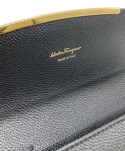 Salvatore Ferragamo（サルヴァトーレ フェラガモ）Salvatore Ferragamo (サルヴァトーレ フェラガモ) ガンチーニ ロングウォレット ブラックの古着・服飾アイテム