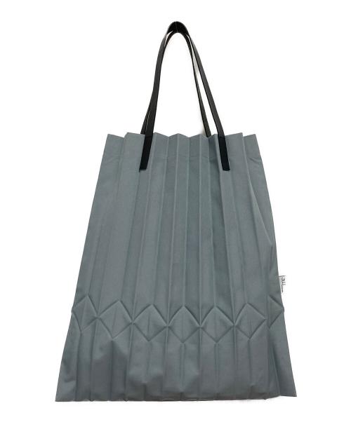 me ISSEY MIYAKE（ミーイッセイ ミヤケ）me ISSEY MIYAKE (ミーイッセイ ミヤケ) プリーツトートバック ブルーの古着・服飾アイテム