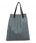 me ISSEY MIYAKE（ミーイッセイ ミヤケ）の古着「プリーツトートバック」｜ブルー
