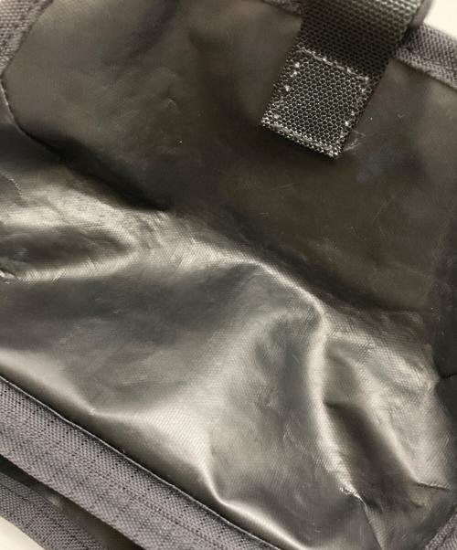 Acne studios（アクネ ストゥディオズ）ACNE STUDIOS (アクネ ストゥディオズ) ナイロンミニメッセンジャーバッグ ブラックの古着・服飾アイテム