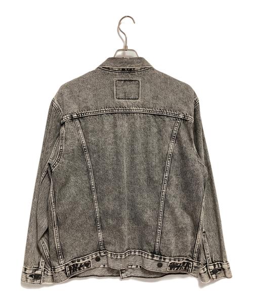 LEVI'S（リーバイス）LEVI'S (リーバイス) TYPEⅢ リラックスフィット トラッカージャケット グレー サイズ:Ｍの古着・服飾アイテム