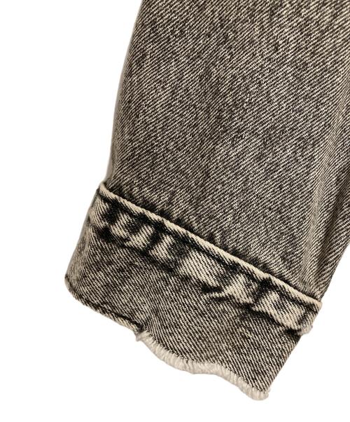 LEVI'S（リーバイス）LEVI'S (リーバイス) TYPEⅢ リラックスフィット トラッカージャケット グレー サイズ:Ｍの古着・服飾アイテム