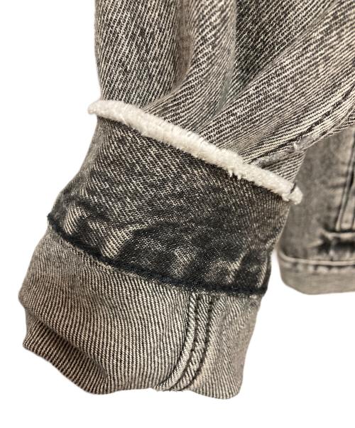 LEVI'S（リーバイス）LEVI'S (リーバイス) TYPEⅢ リラックスフィット トラッカージャケット グレー サイズ:Ｍの古着・服飾アイテム