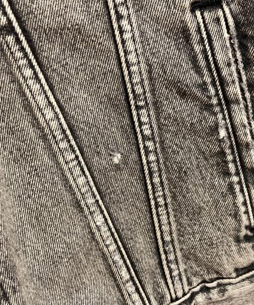 LEVI'S（リーバイス）LEVI'S (リーバイス) TYPEⅢ リラックスフィット トラッカージャケット グレー サイズ:Ｍの古着・服飾アイテム