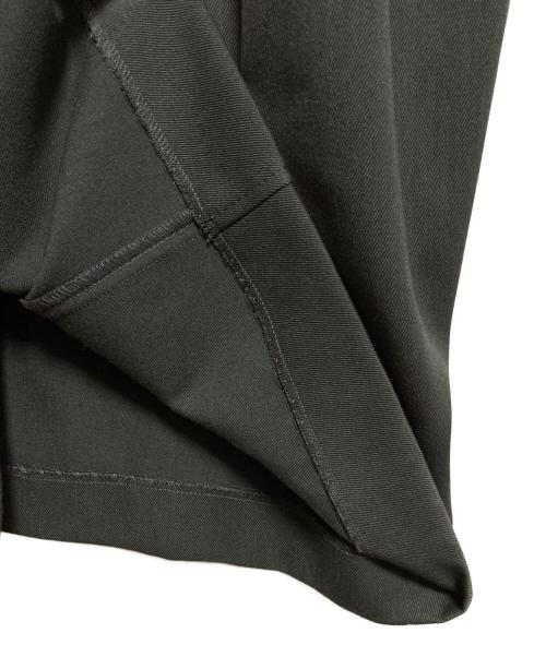 uncrave（アンクレイヴ3.）uncrave (アンクレイヴ3.) ギャバジン ドロストワンピース グレーの古着・服飾アイテム