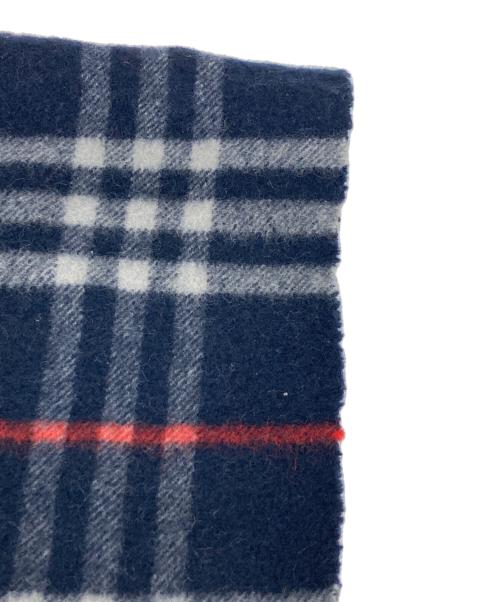 Burberry's（バーバリーズ）Burberry's (バーバリーズ) カシミヤチェックマフラー ネイビーの古着・服飾アイテム