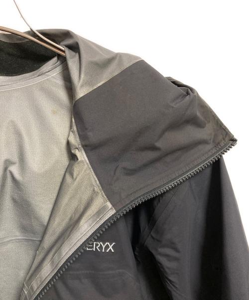 ARC'TERYX（アークテリクス）ARC'TERYX (アークテリクス) BETA SV JACKET ネイビー サイズ:Mの古着・服飾アイテム