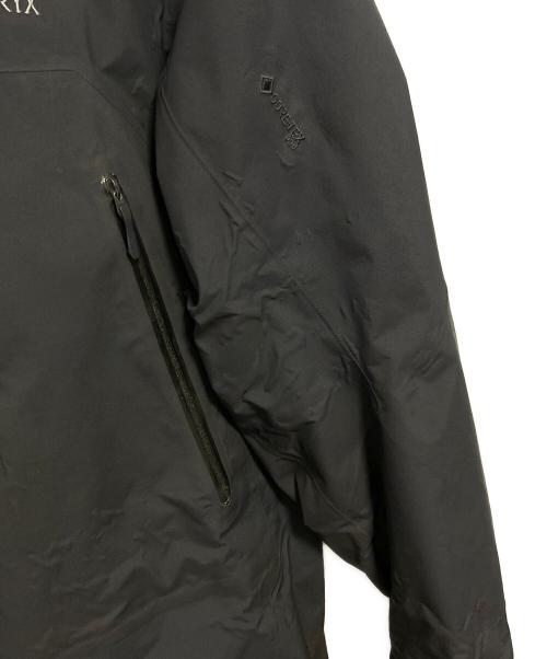 ARC'TERYX（アークテリクス）ARC'TERYX (アークテリクス) BETA SV JACKET ネイビー サイズ:Mの古着・服飾アイテム
