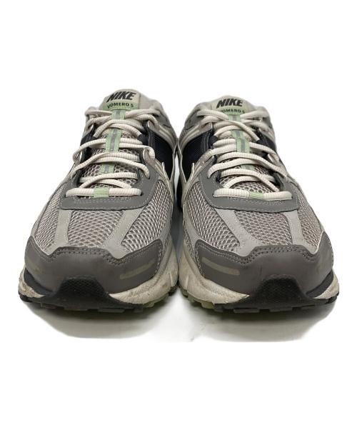 NIKE（ナイキ）NIKE (ナイキ) W ZOOM VOMERO 5 グレー サイズ:28.5の古着・服飾アイテム