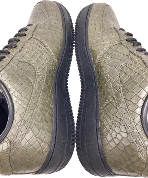 NIKE（ナイキ）NIKE (ナイキ) AIR FORCE 1 '07 PRM オリーブ サイズ:27.5 未使用品の古着・服飾アイテム