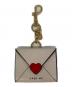ANYA HINDMARCH（アニヤ・ハインドマーチ）の古着「「I Love You」 チャーム」｜ベージュ