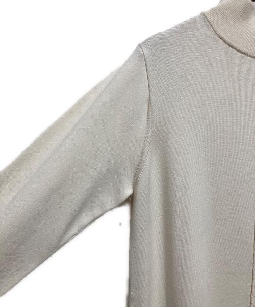 KUMIKYOKU（クミキョク）KUMIKYOKU (クミキョク) ELENA リラクシーニットワンピース アイボリー サイズ:M（2）の古着・服飾アイテム