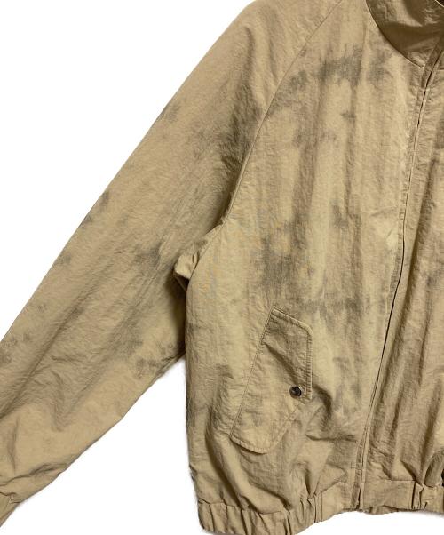 UMBRO（アンブロ）UMBRO (アンブロ) FREAK'S STORE (フリークスストア) 別注 Nylon Stand Collar Jacket ベージュ サイズ:Mの古着・服飾アイテム