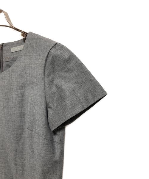 theory luxe（セオリーリュクス）theory luxe (セオリーリュクス) 3ピースセットアップスーツ グレー サイズ:ジャケット38ワンピース36スカート36の古着・服飾アイテム