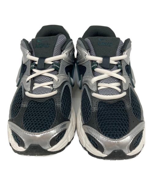 NIKE（ナイキ）NIKE (ナイキ) W NIKE V5 RNR グレー サイズ:23の古着・服飾アイテム