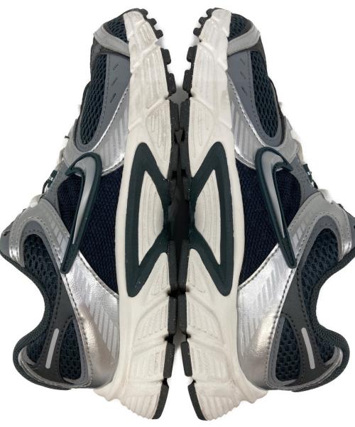 NIKE（ナイキ）NIKE (ナイキ) W NIKE V5 RNR グレー サイズ:23の古着・服飾アイテム
