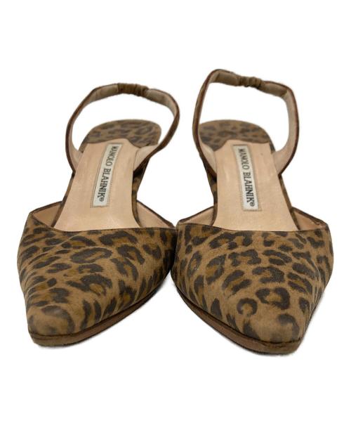 Manolo Blahnik（マノロブラニク）Manolo Blahnik (マノロブラニク) レオパード柄スリングバッグパンプス ベージュ サイズ:37.5の古着・服飾アイテム
