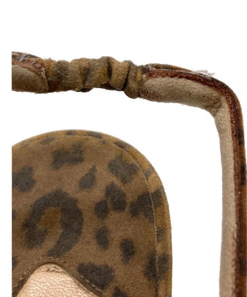 Manolo Blahnik（マノロブラニク）Manolo Blahnik (マノロブラニク) レオパード柄スリングバッグパンプス ベージュ サイズ:37.5の古着・服飾アイテム