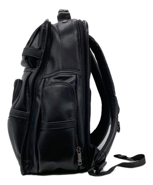 TUMI（トゥミ）TUMI (トゥミ) T-PASS レザーブリーフパック ブラックの古着・服飾アイテム