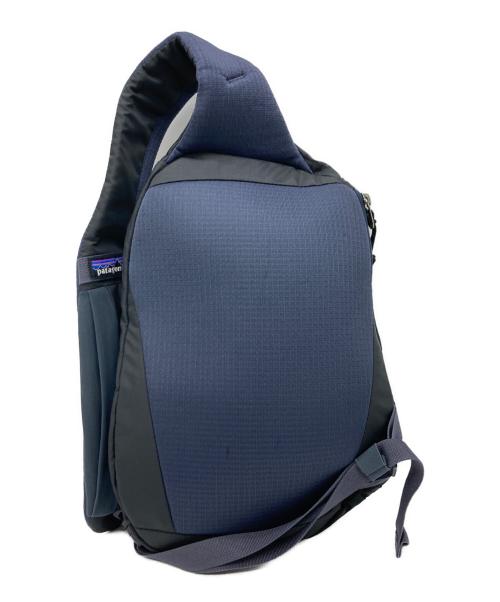 Patagonia（パタゴニア）Patagonia (パタゴニア) アトム・スリング 8L ネイビーの古着・服飾アイテム