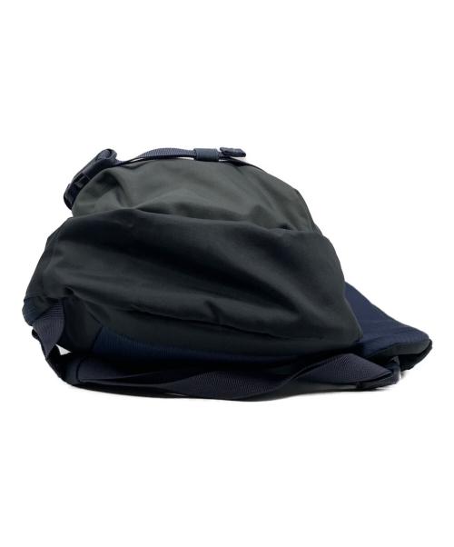 Patagonia（パタゴニア）Patagonia (パタゴニア) アトム・スリング 8L ネイビーの古着・服飾アイテム