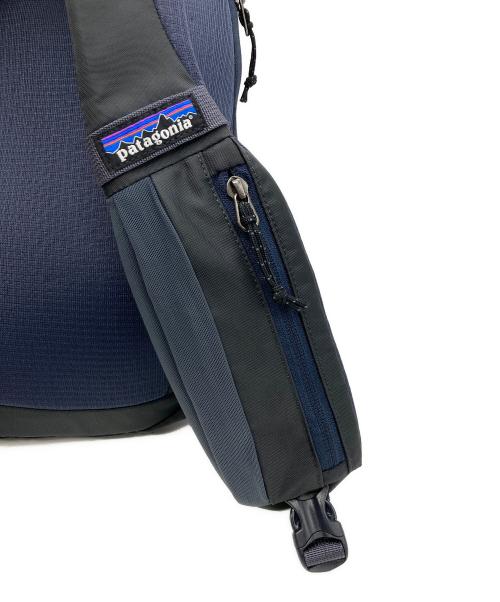 Patagonia（パタゴニア）Patagonia (パタゴニア) アトム・スリング 8L ネイビーの古着・服飾アイテム