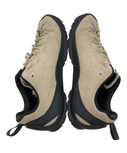 KEEN（キーン）KEEN (キーン) スニーカー ベージュ サイズ:25.5の古着・服飾アイテム