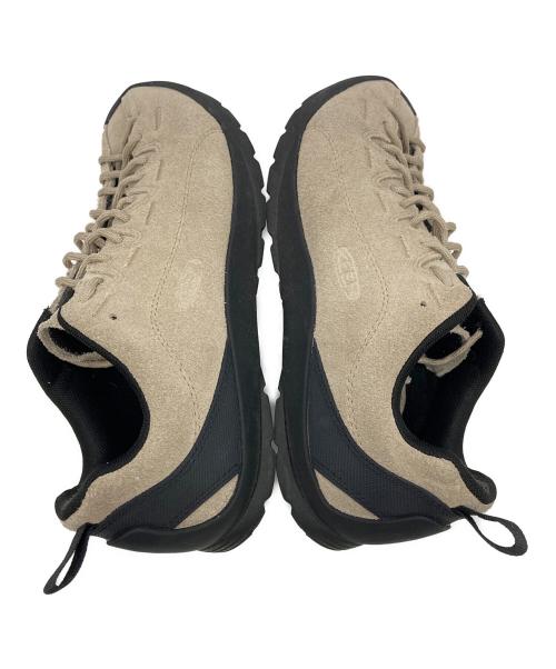 KEEN（キーン）KEEN (キーン) スニーカー ベージュ サイズ:25.5の古着・服飾アイテム