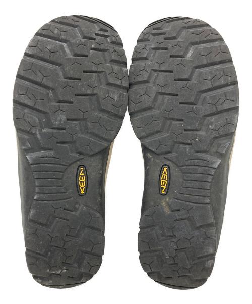 KEEN（キーン）KEEN (キーン) スニーカー ベージュ サイズ:25.5の古着・服飾アイテム