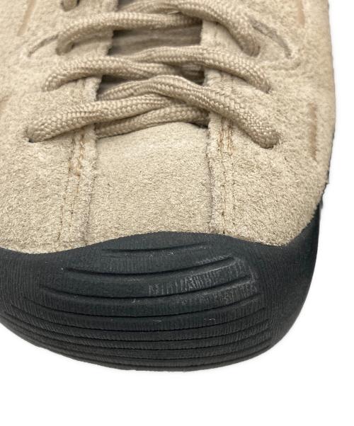 KEEN（キーン）KEEN (キーン) スニーカー ベージュ サイズ:25.5の古着・服飾アイテム